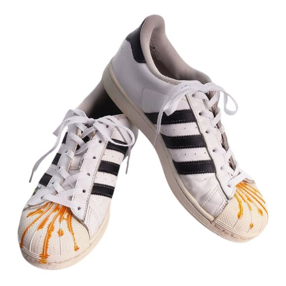 ADIDAS Customized Superstar Low-Top Sneaker Sunflower & Honey Bee Womens SZ 6.5 - Picture 2 of 12